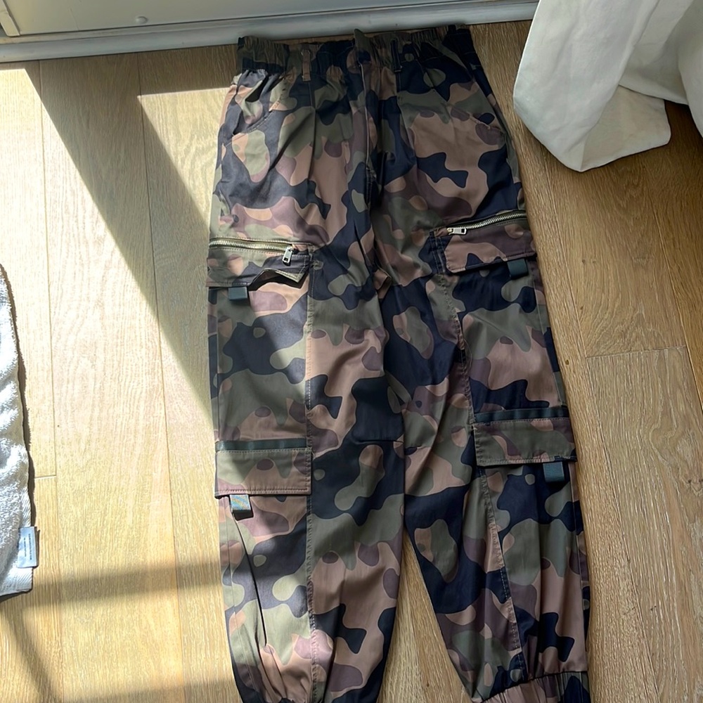 Cargo pants